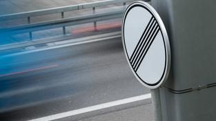 65% din autostrăzile din Germania nu au limită de viteză.
